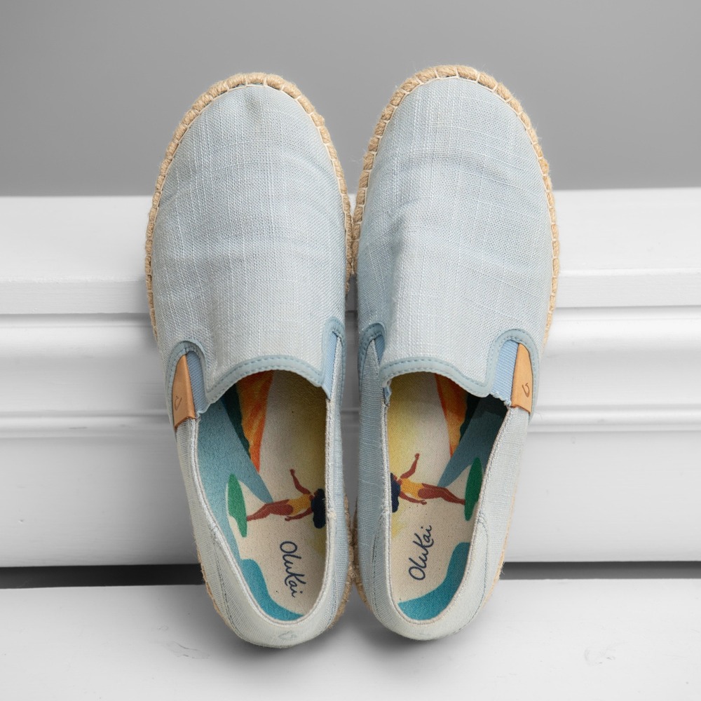 OluKai Pehuea Li Sz 9 Blue Linen Slip On Espadrille Flats Beachy Island Style